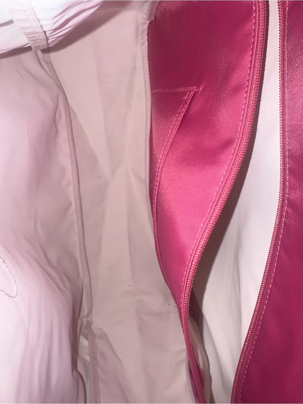 Longchamp Le Pliage Barbie pink canvas hobo bag (shoulder/crossbody/travel) - Picture 3 of 10